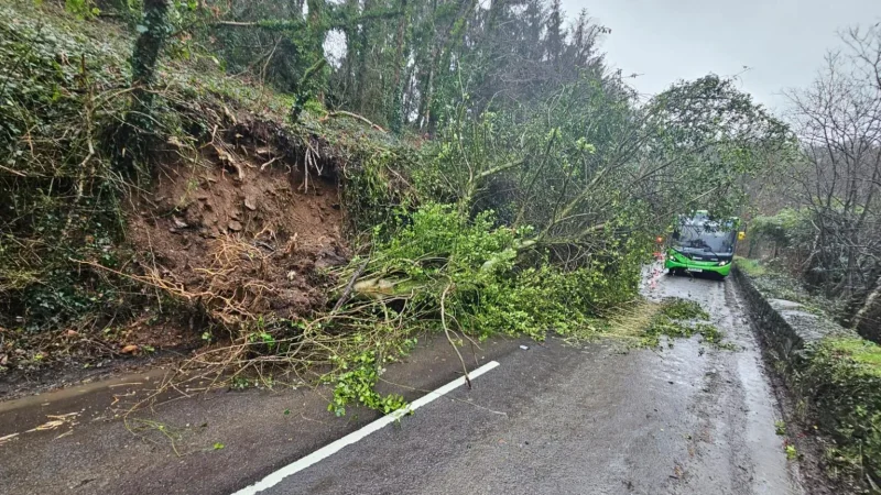 Emergency crews attend hundreds of storm incidents